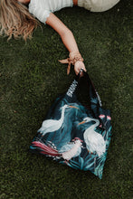 Kép betöltése a galériamegjelenítőbe: Crane Shopping Bag