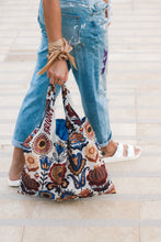 Kép betöltése a galériamegjelenítőbe: Folk Shopping Bag