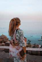 Kép betöltése a galériamegjelenítőbe: Brown Liquid Shopping Bag