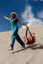 Kép betöltése a galériamegjelenítőbe: Desert Sand Weekender