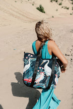 Kép betöltése a galériamegjelenítőbe: Crane Weekender