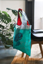 Kép betöltése a galériamegjelenítőbe: Whales Shopping Bag x Rosehip