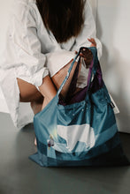 Kép betöltése a galériamegjelenítőbe: Polar Bear Shopping Bag x Rosehip