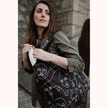 Kép betöltése a galériamegjelenítőbe: Line Art Faces Shopping Bag