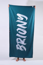 Kép betöltése a galériamegjelenítőbe: Hummingbird Beach Towel 180x90cm
