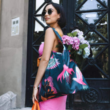 Kép betöltése a galériamegjelenítőbe: Hummingbird Shopping Bag
