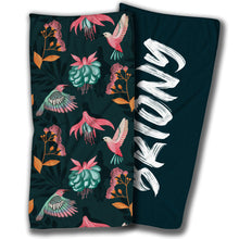Kép betöltése a galériamegjelenítőbe: Hummingbird Beach Towel 180x90cm
